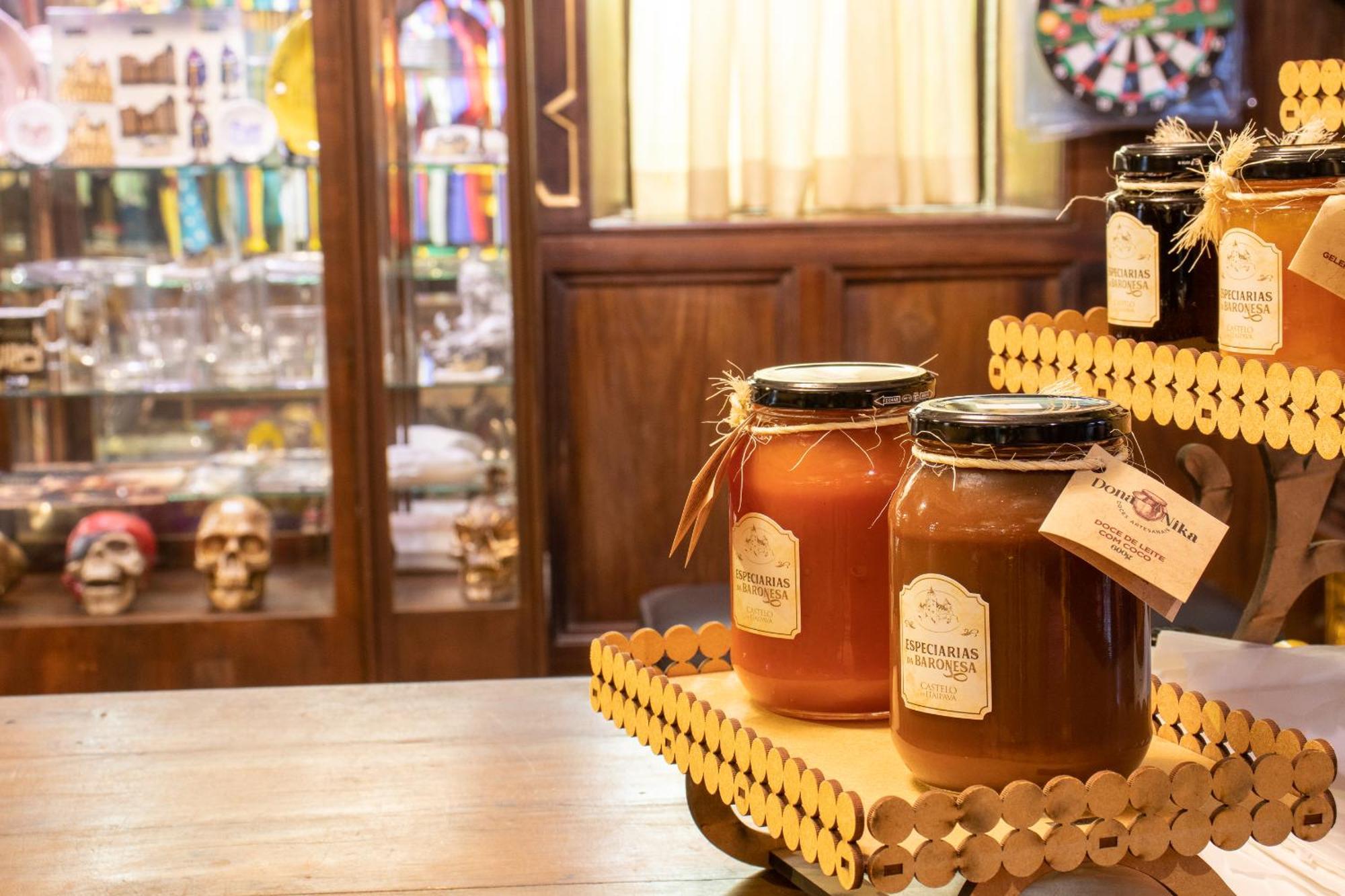 Castelo De Itaipava - Hotel, Eventos E Gastronomia 外观 照片